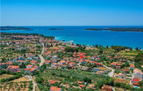 Gorgeous Apartment In Fazana With Wifi